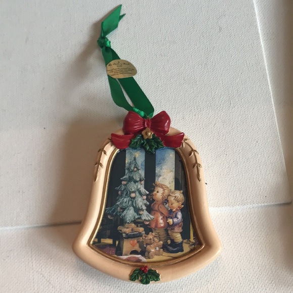 M J Hummel Christmas Ornament - Picture 5 of 5